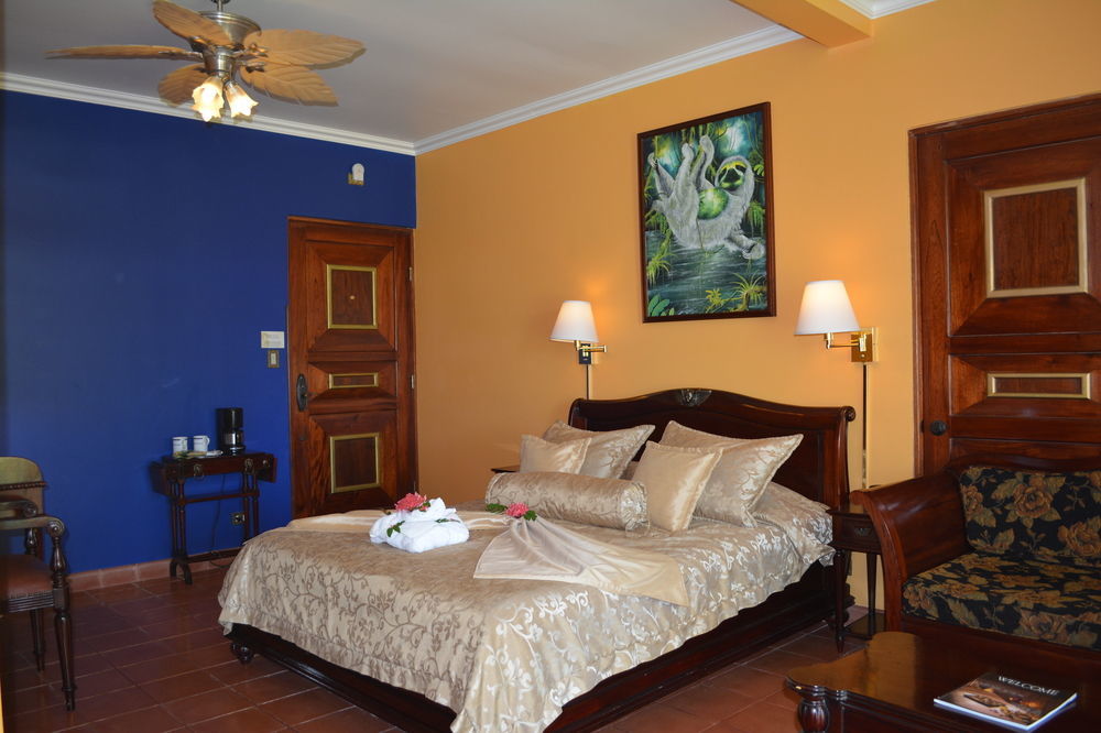 Hotel Cuna Del Angel Dominical Exterior photo